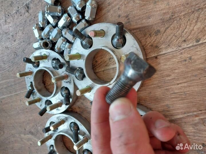 Колесные проставки 5х108 на 5х114.3 20мм