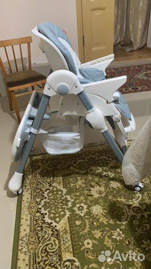 Детский стульчик для кормления carello