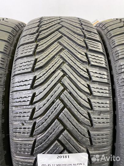 Michelin Alpin 6 205/45 R17