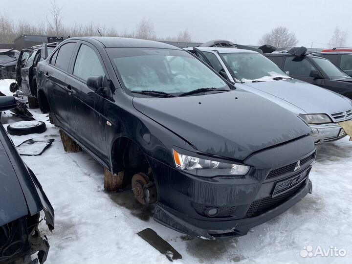 Разбор Митсубиси Лансер 10