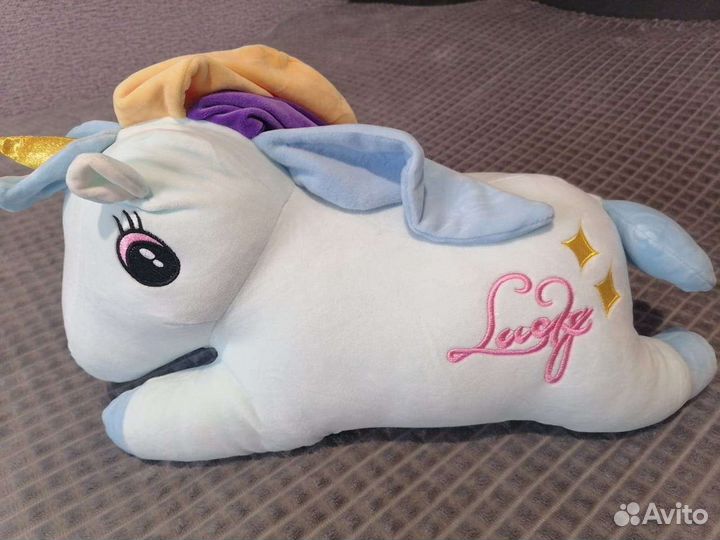 Мягкая игрушка единорог с пледом