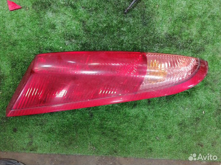 Фонарь ниссан пресадж TU31