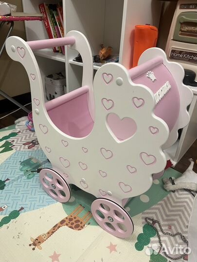 Коляска из дерева