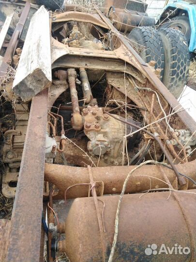 Запчасти накомаз