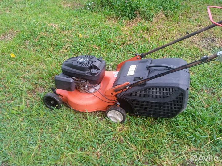 Газонокосилка бензиновая бу