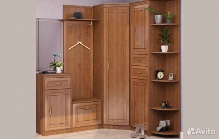 Вешалка настенная 