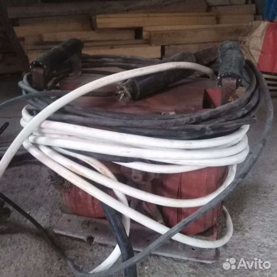 Электросварочный аппарат