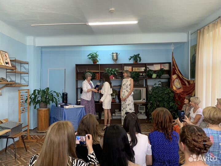 Продам платье и пиджак