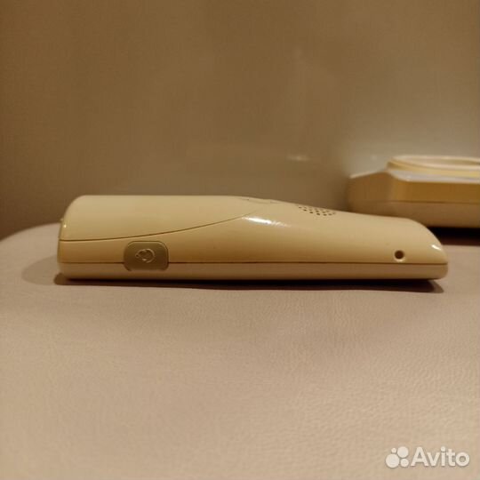 Телефон Panasonic KX-TG8205RU