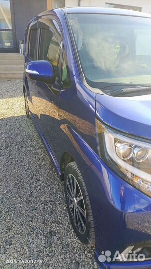 Daihatsu Move 0.7 CVT, 2015, 113 136 км