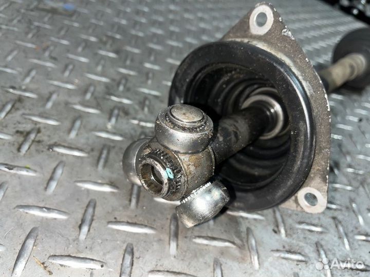 Привод передний левый Renault Clio 2