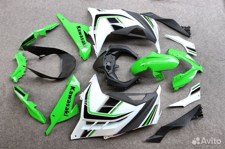 Комплект пластика для Kawasaki ninja 300 2013-2017