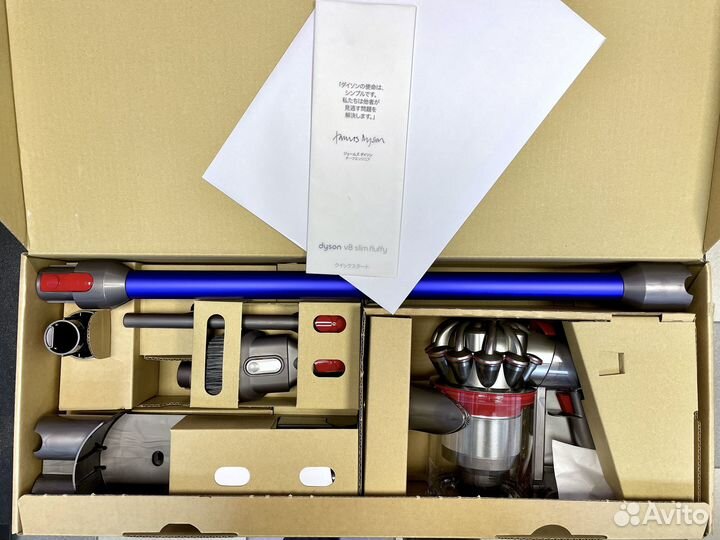 Dyson V8 Slim Fluffy Extra 2022 (Новый, Малайзия)