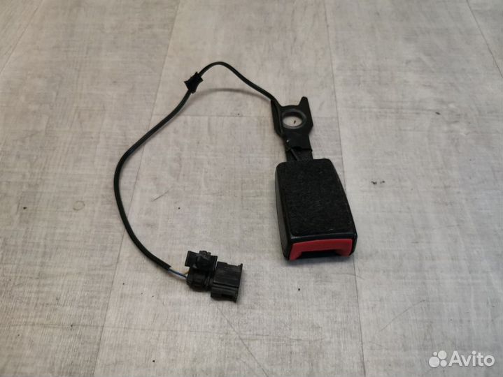 Замок ремня безопасности передний правый Geely