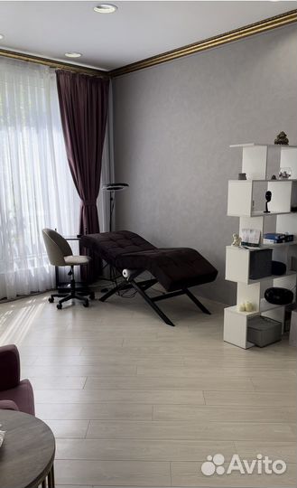 Аренда рабочего места мастеру наращивание ресниц