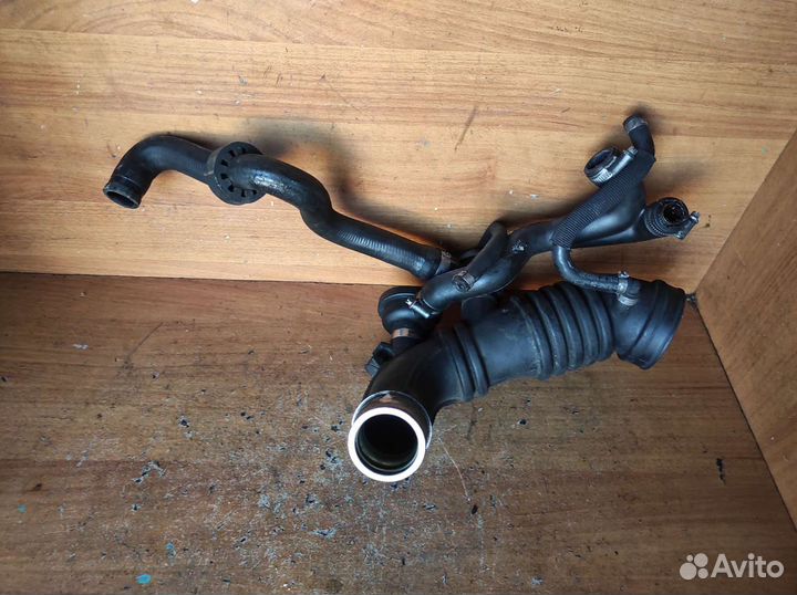 Патрубок турбины Фольксваген Гольф 4 1.8Ti