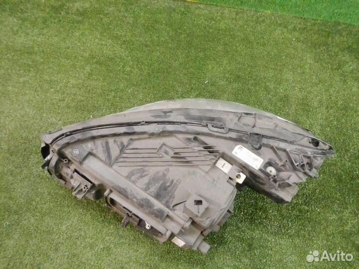 Фара правая Mercedes-Benz CLS-Class