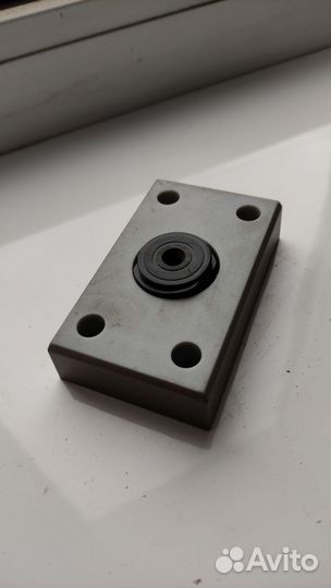 Ножка мебельная регулируемая H-20