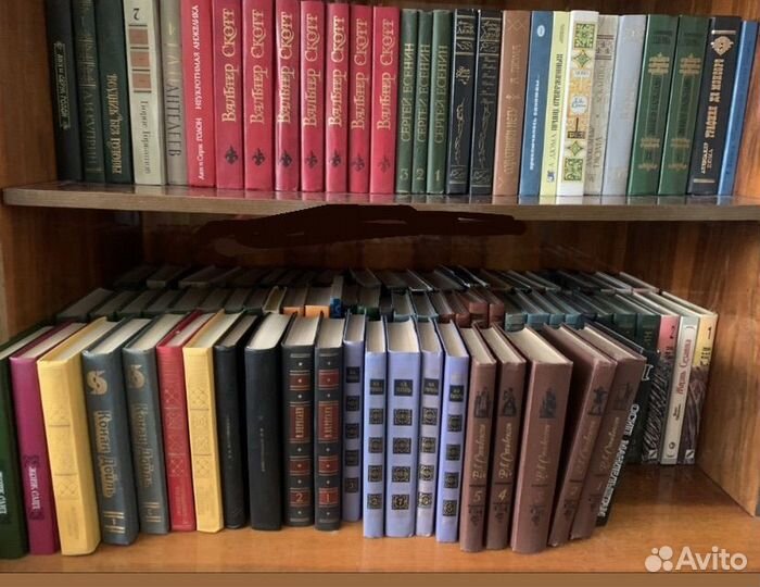 Очень много книг