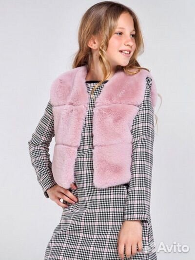 Жилетка меховая Mayoral