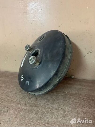 Вакуумник - усилитель тормозной Passat B5