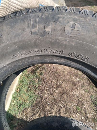 Резина зимняя на Renault Logan