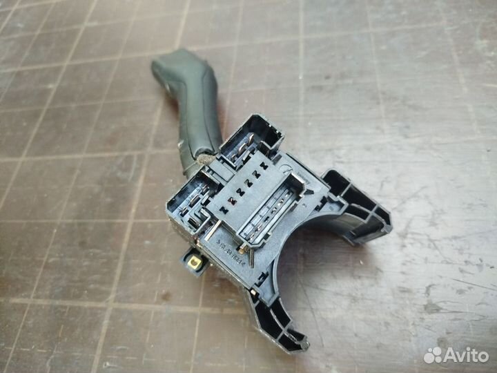 Подрулевой переключатель дворников Audi A6 C5 ALF