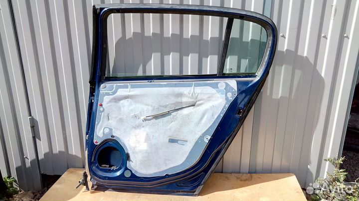 Дверь задняя правая на Опель Сигнум Цвет Синий