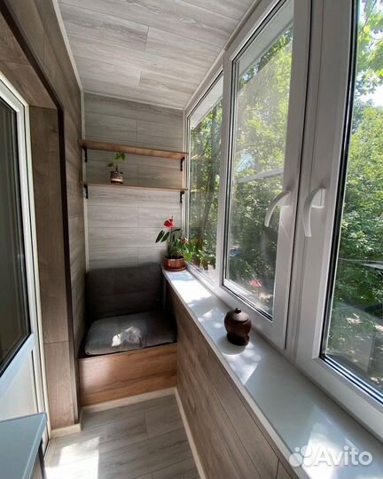 Отделка балкона внутри