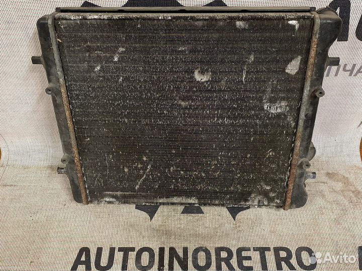 Радиатор охлаждения Volkswagen 1J0121253G