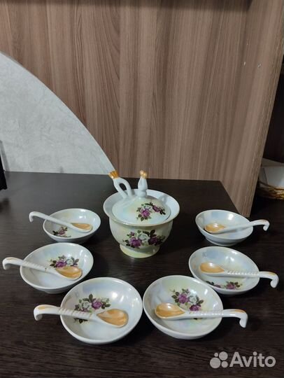 Набор посуды для конфитюра