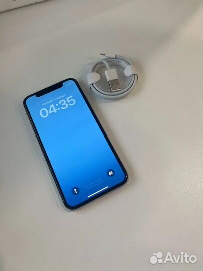 iPhone X, 64 ГБ