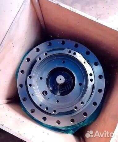 Robex 55-7A Редуктор хода Хундай R320-7