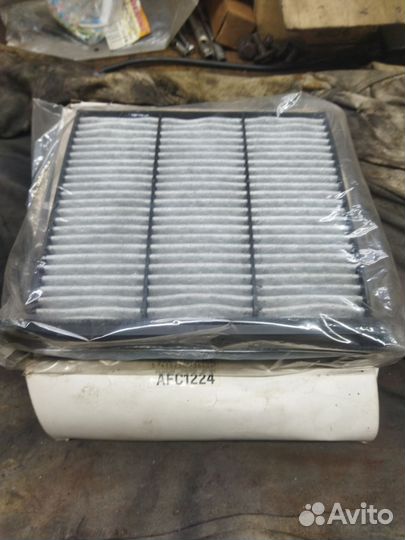 Салонный фильтр угольный mitsubishi