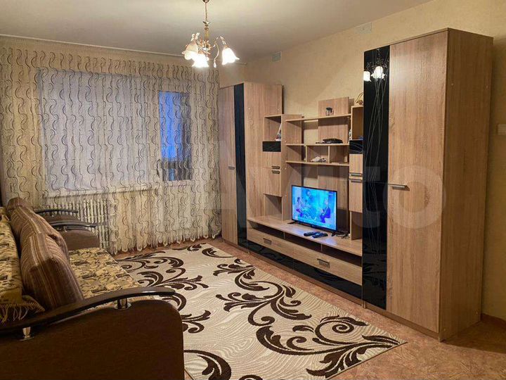 1-к. квартира, 42 м², 9/10 эт.