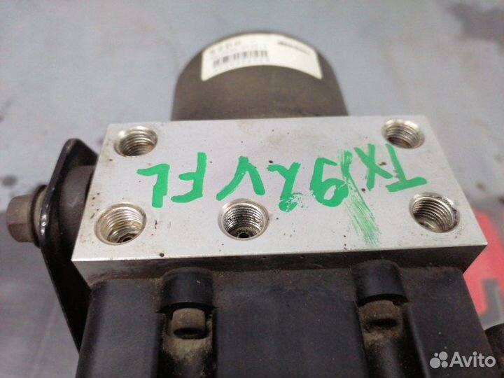 Блок abs Suzuki Grand Vitara Xl-7 TX92V H27 2004