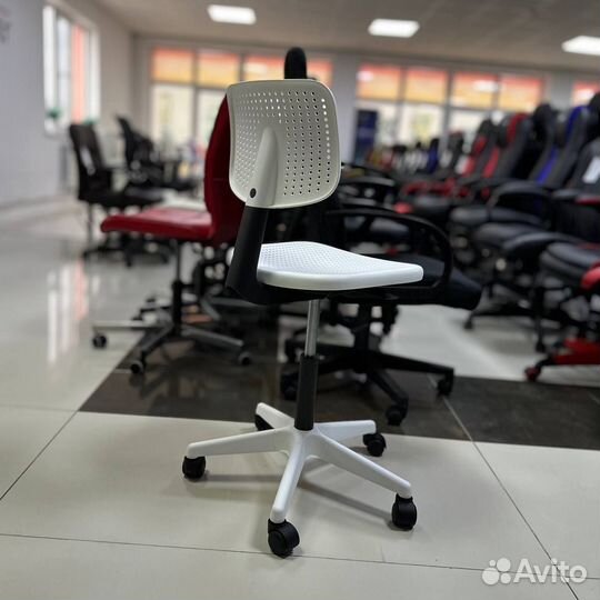 Детское кресло CH-200