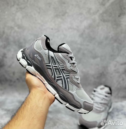 Кроссовки мужские Asics urbancore