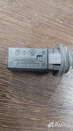 Кнопка Bmw 520D E60 N47 2009