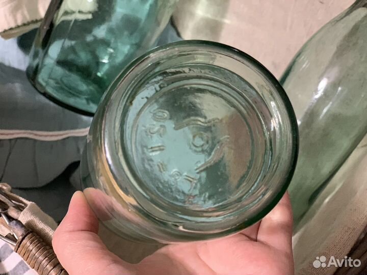 Стеклянные ретро бутылки для кефира