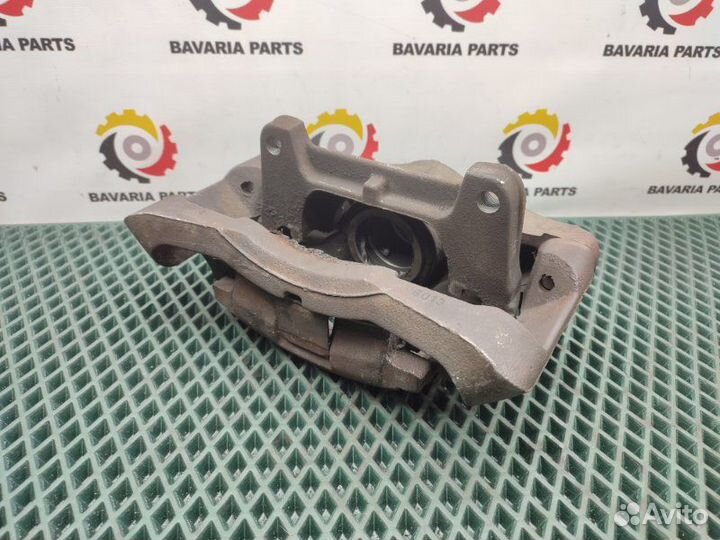 Суппорт тормозной передний левый Audi A6 C6 3.2