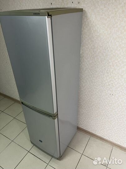 Холодильник samsung 155см