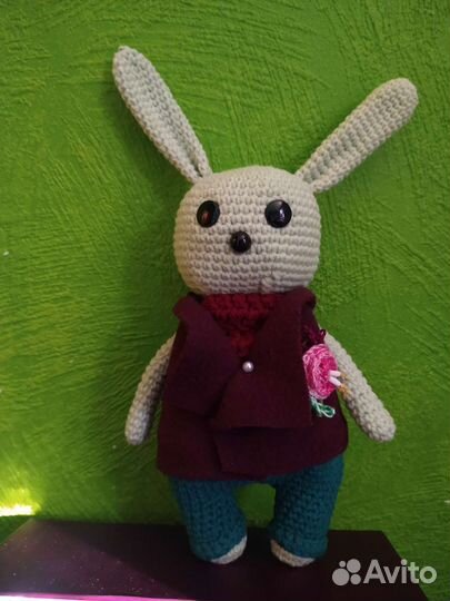 Вязаные игрушки зайцы, цена за двух