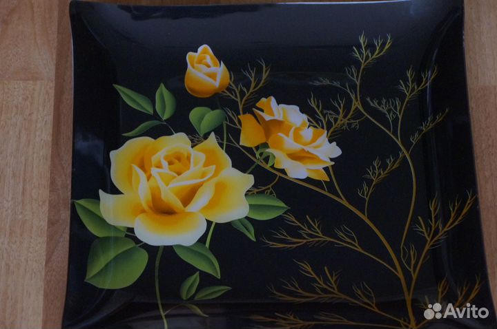 Большое блюдо-квадратная тарелка