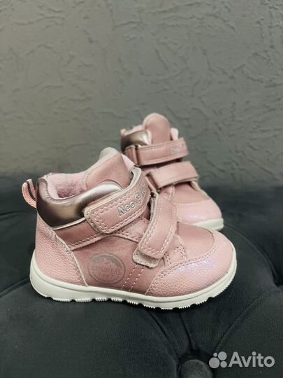 Ботинки для девочки