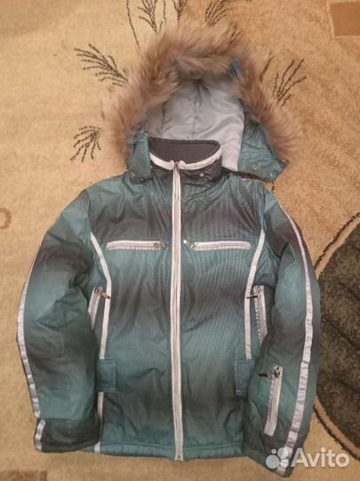 Горнолыжный костюм женский