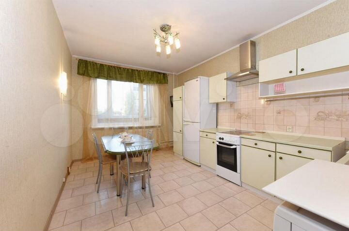 Комната 18 м² в 3-к., 3/16 эт.