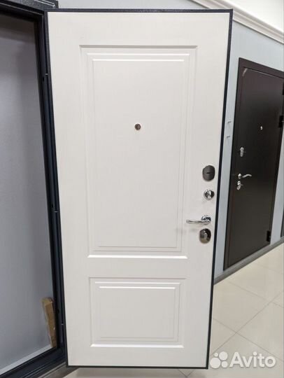 Дверь металлическая утепленная Кантата