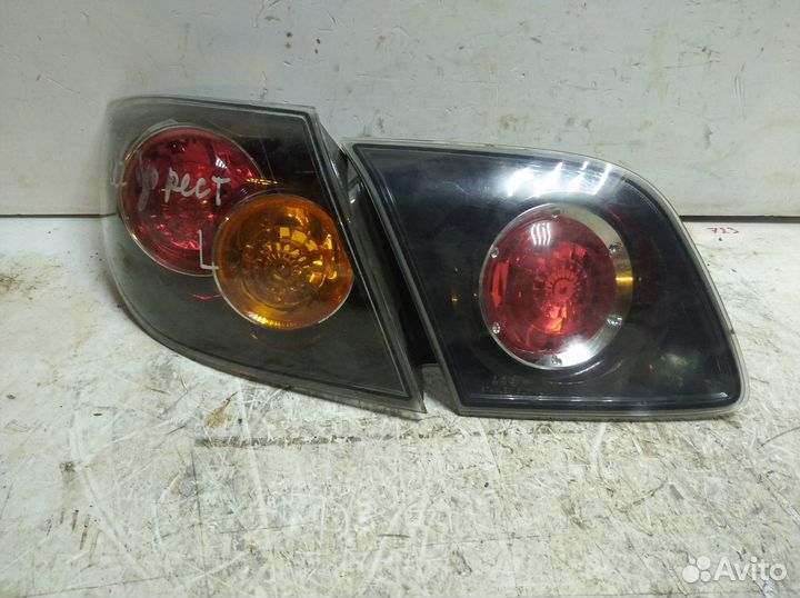 Задние фонари Mazda 3