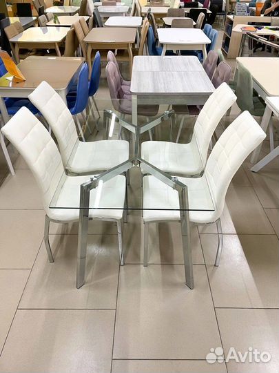 Стол стеклянный Modern